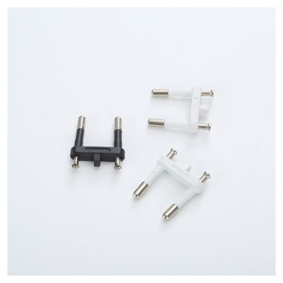 C3604 revisten el parte movible 4.0M M 2.5A Pin Terminal Plug sólido del enchufe con cobre del VDE de 2 Pin