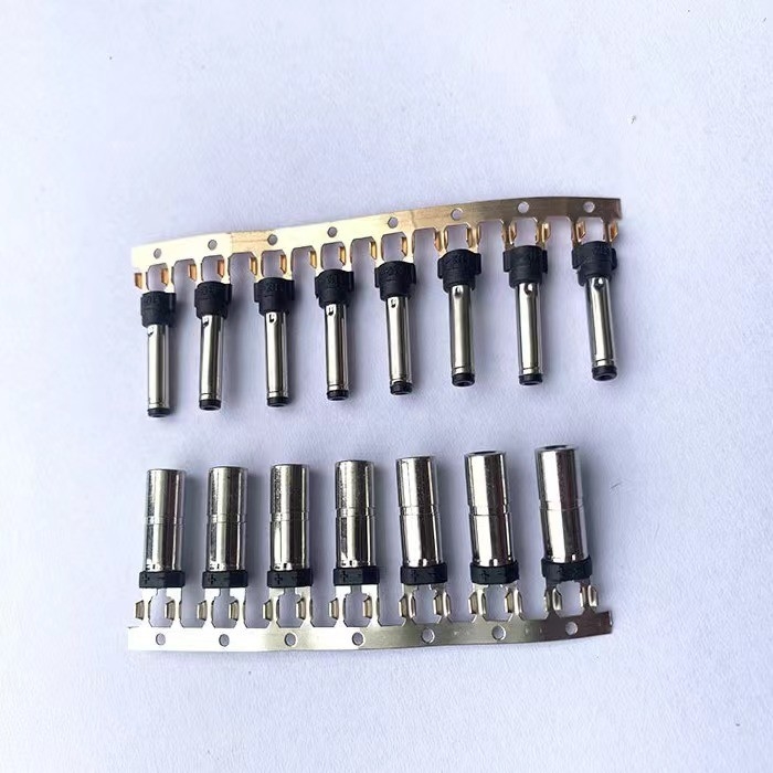 Conector de corriente continua 3.5-3.8 Horquilla de ajuste 3.5 1.35 Enchufe de corriente continua sin ranura Jack de enchufe de corriente continua